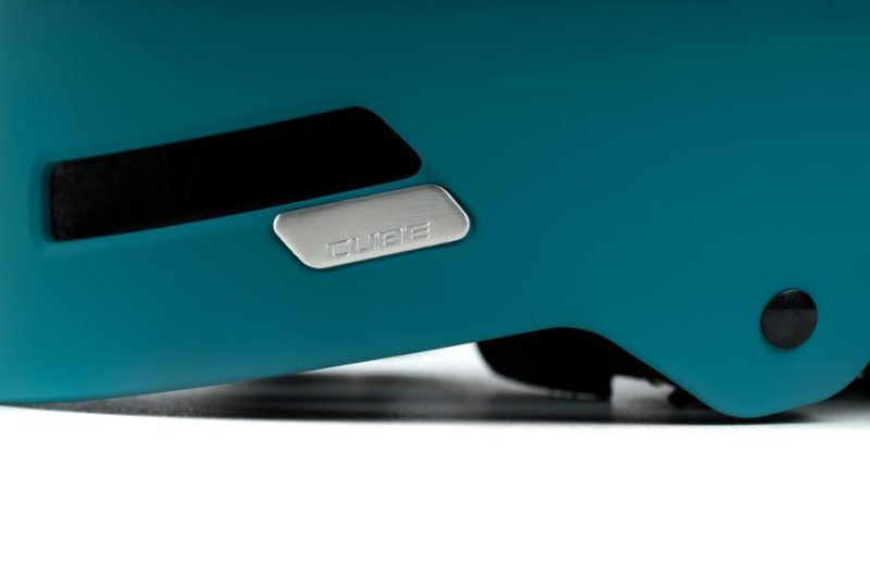 cube dirt blue 04