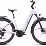 Cube Kathmandu Hybrid ONE 600 polarwhite´n´black Tiefeinsteiger