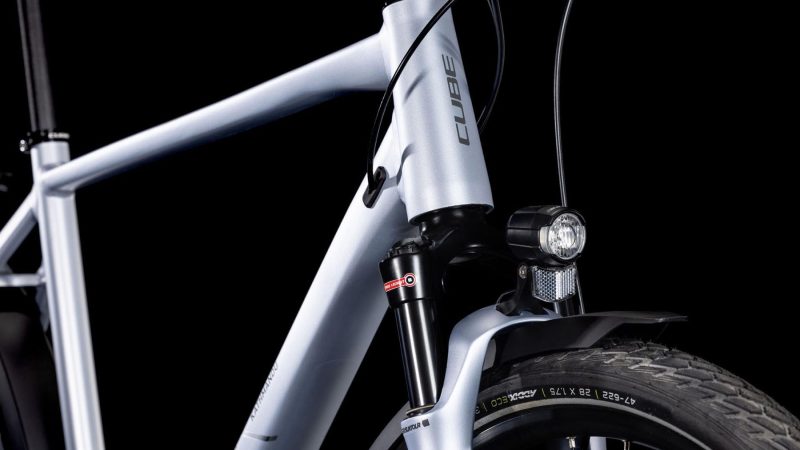 Cube Kathmandu Pro silverblue´n´grey – Bild 2