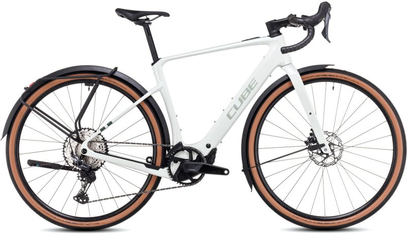 CUBE NUROAD HYBRID C 62 Race FE 400X Seitenansicht