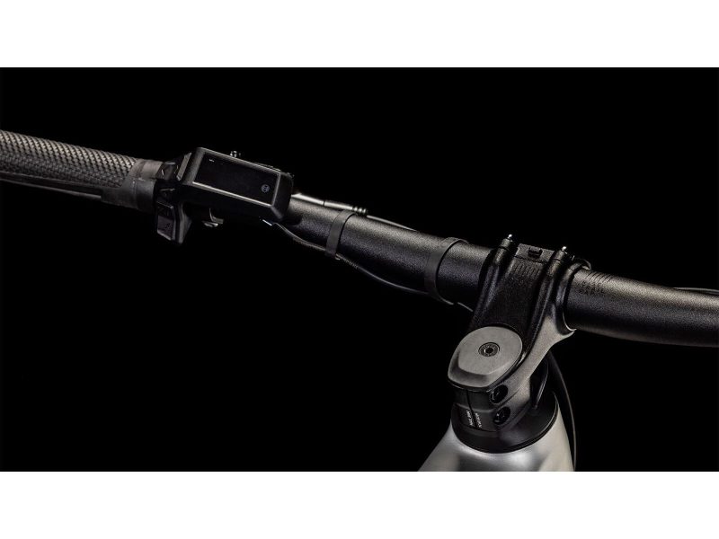 Cube Reaction Hybrid One 800 29 silver n black Ansicht lenker mit Display