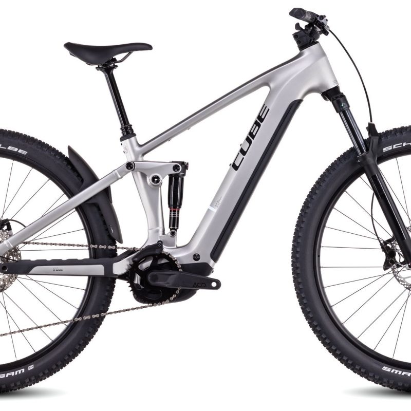 Cube Stereo Hybrid ONE22 Race 800 silver n black Seitenansicht
