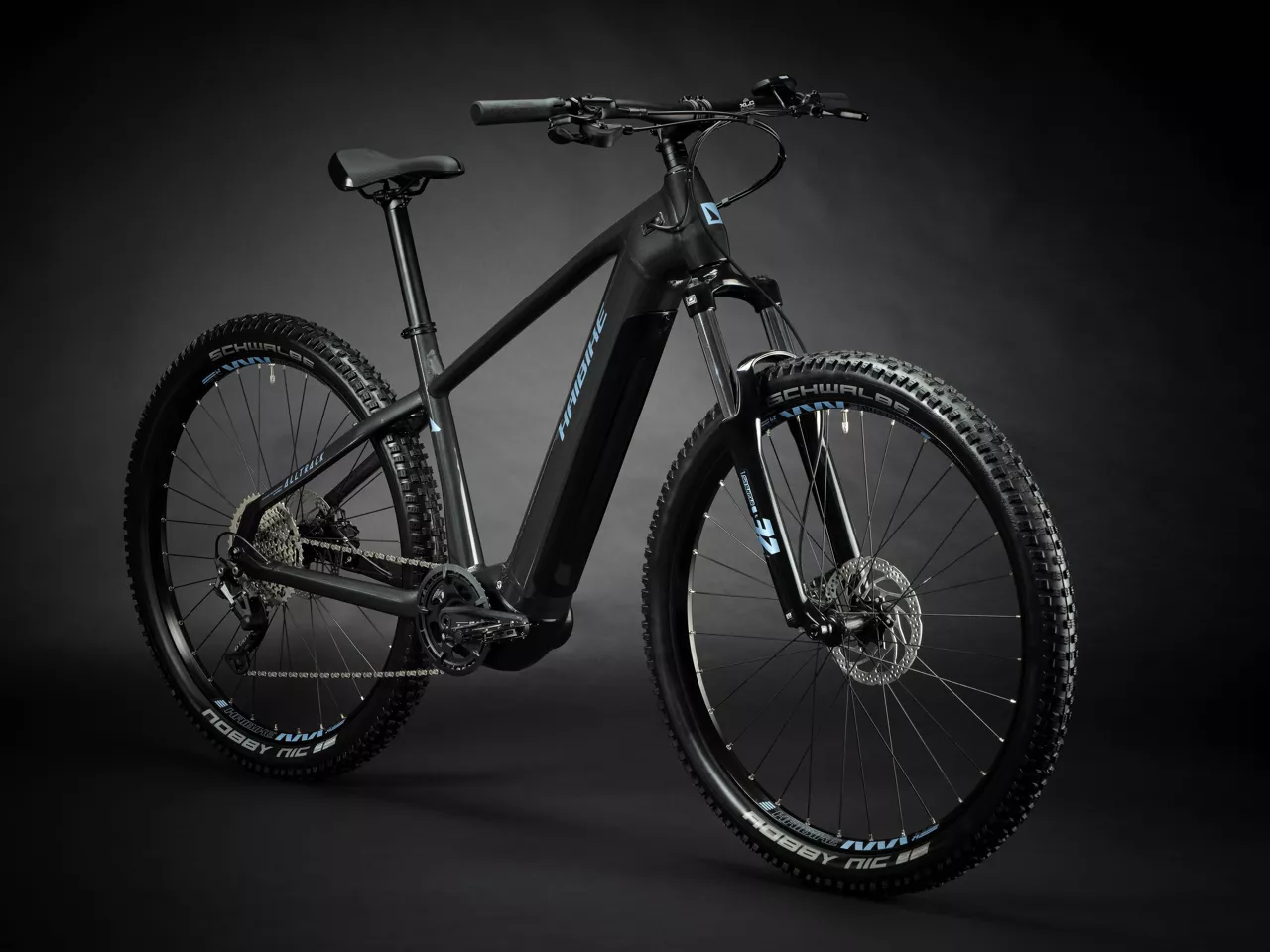 HAIBIKE ALLTRACK 5 mit der Farbe greyslate aus dem Modelljahr 2025 Frontansicht