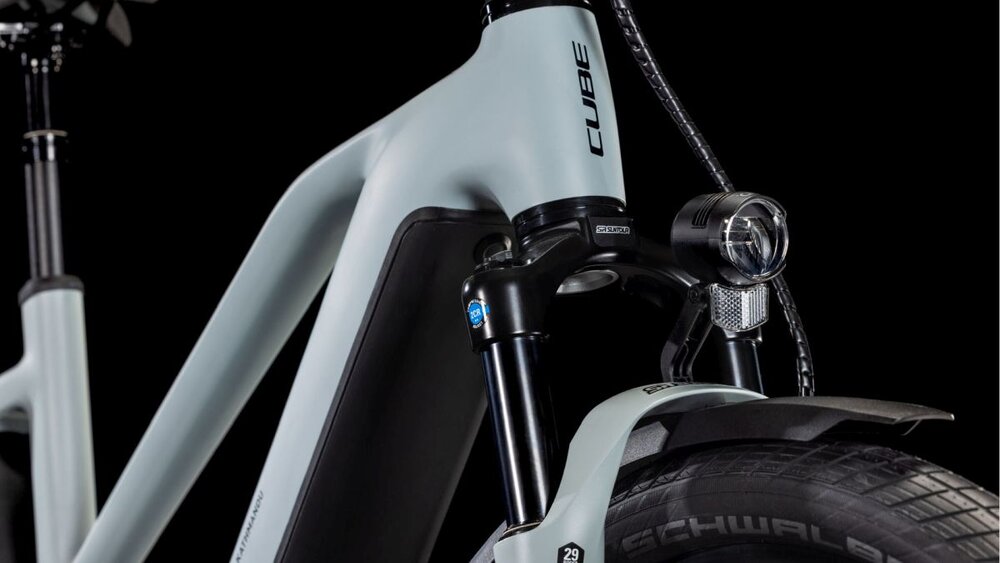 Cube Kathmandu Hybrid EX 800 haze´n´black Trapez 6