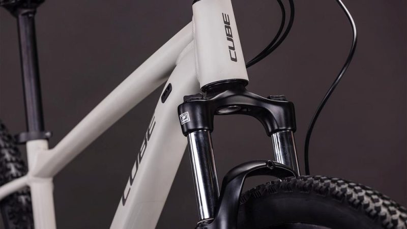 Cube Aim Pro greige´n´titan front