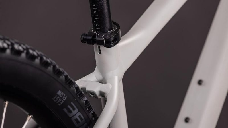 Cube Aim Pro greige´n´titan hinten