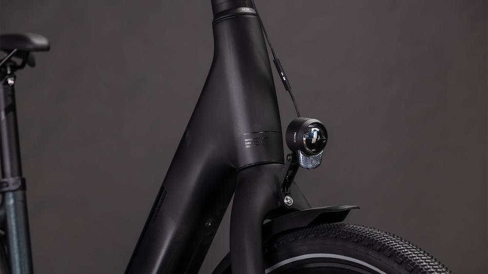 Cube Kathmandu Hybrid C62 SLX 400X liquidblack´n´bluedust Front