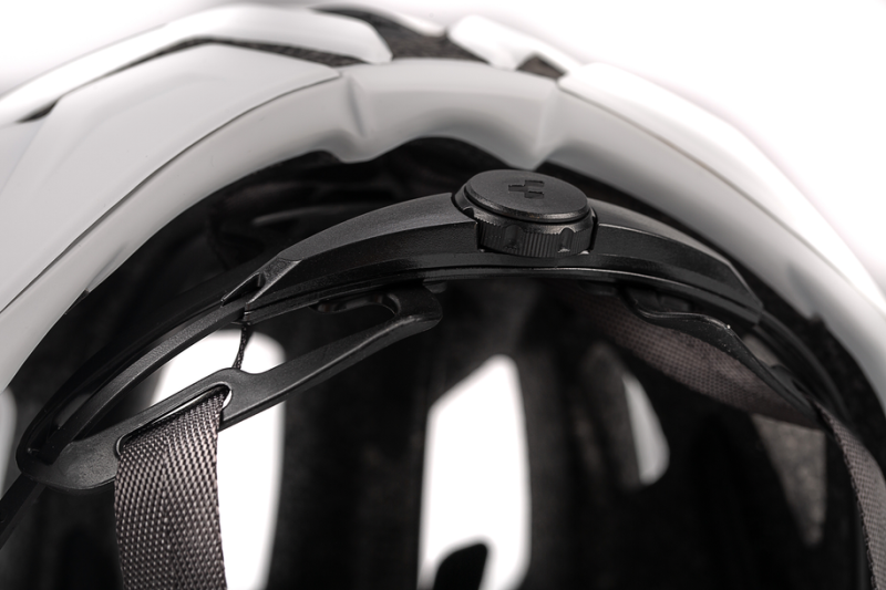 CUBE Helm ROAD RACE white 05