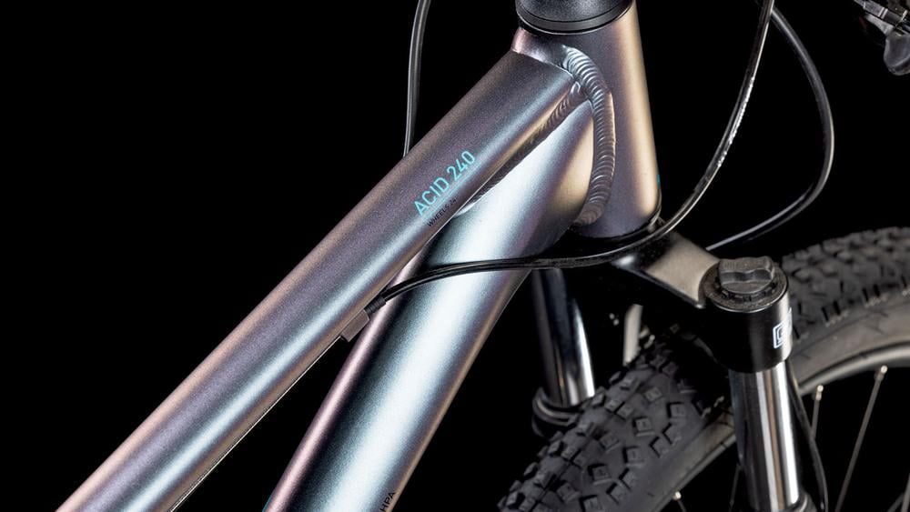 Cube Acid 240 Disc galactic´n´cyan Schrift