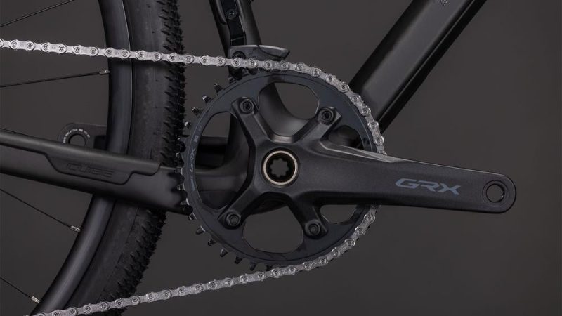 Cube Nuroad C62 ONE blackline kurbel