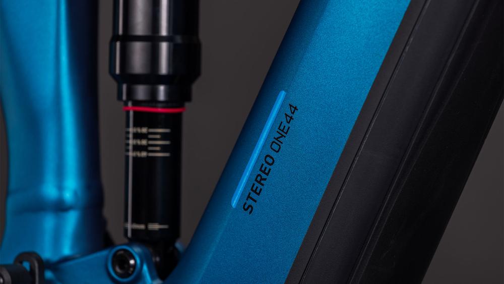 Cube Stereo Hybrid ONE44 EX 800 electricblue´n´blue Akku
