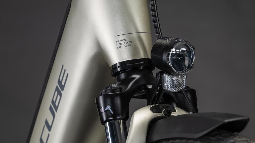 Cube Supreme RT Hybrid Comfort EXC 600 champagne´n´grey Front