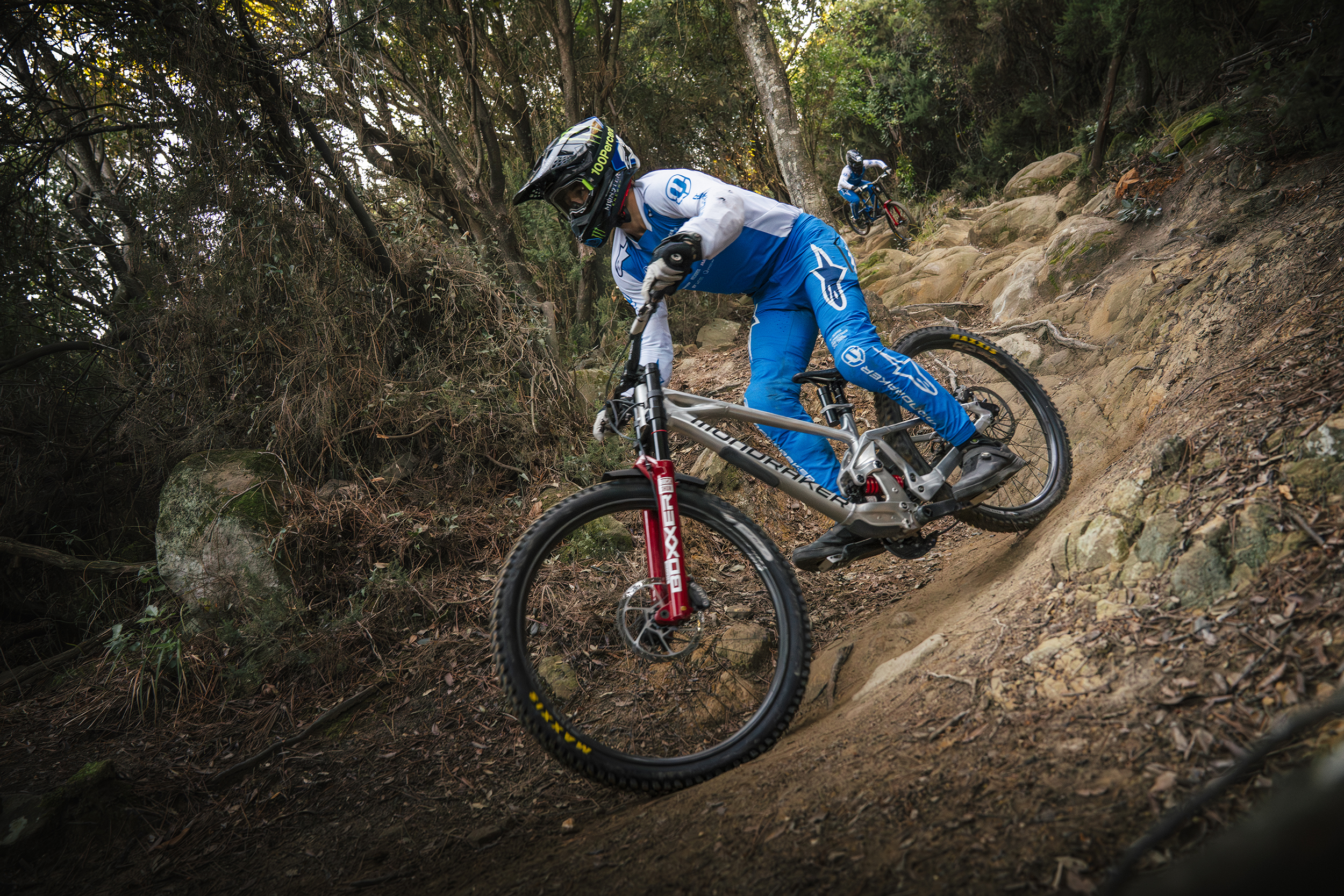 Mondraker E-Mountainbikes im Renneinsatz