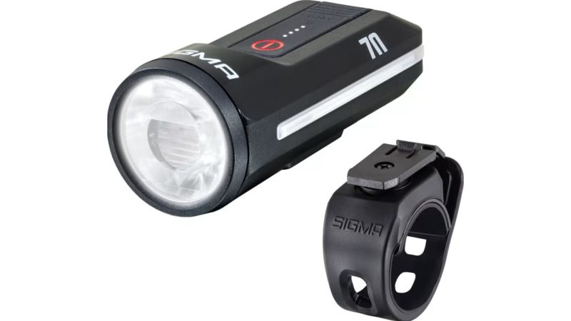 c798c17ecca9 Sigma Aura 70 Frontleuchte