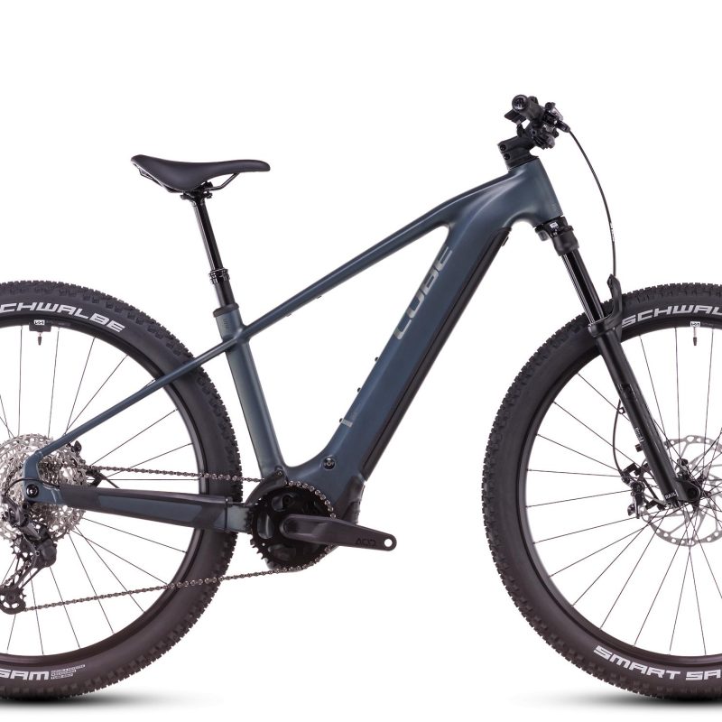 Cube Reaction Hybrid SLX 800
