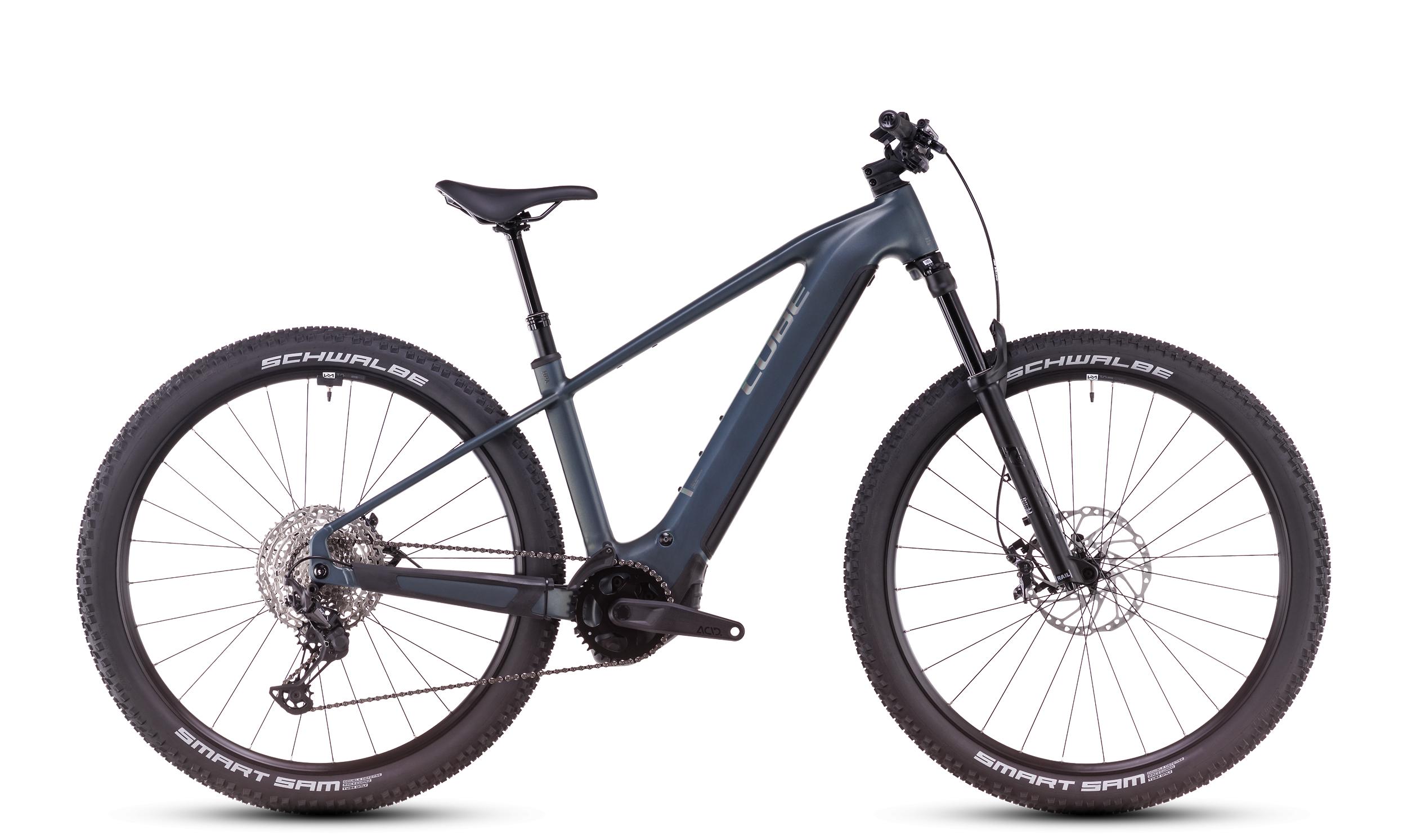 Cube Reaction Hybrid SLX 800