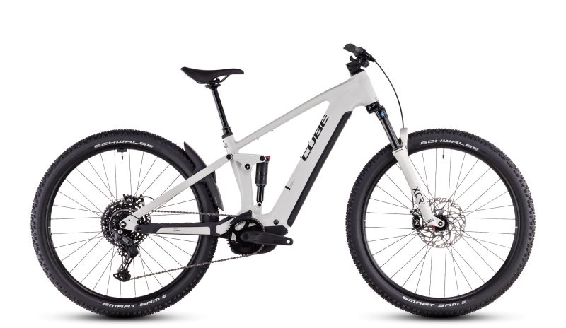 Cube Stereo Hybrid ONE22 Pro 800 M