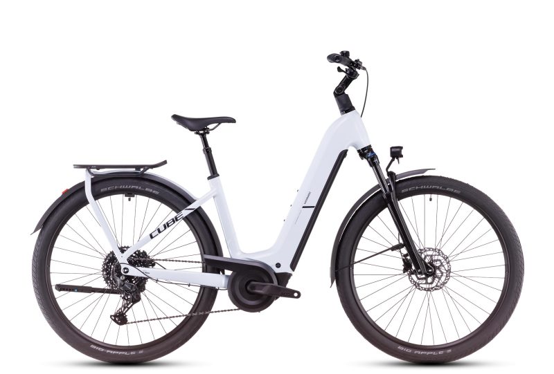 Cube Kathmandu Hybrid ONE 800 polarwhite´n´black